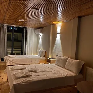 Hotel La Perato, Istanbul